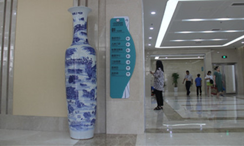 醫(yī)院使用數(shù)字標志的五大優(yōu)勢。